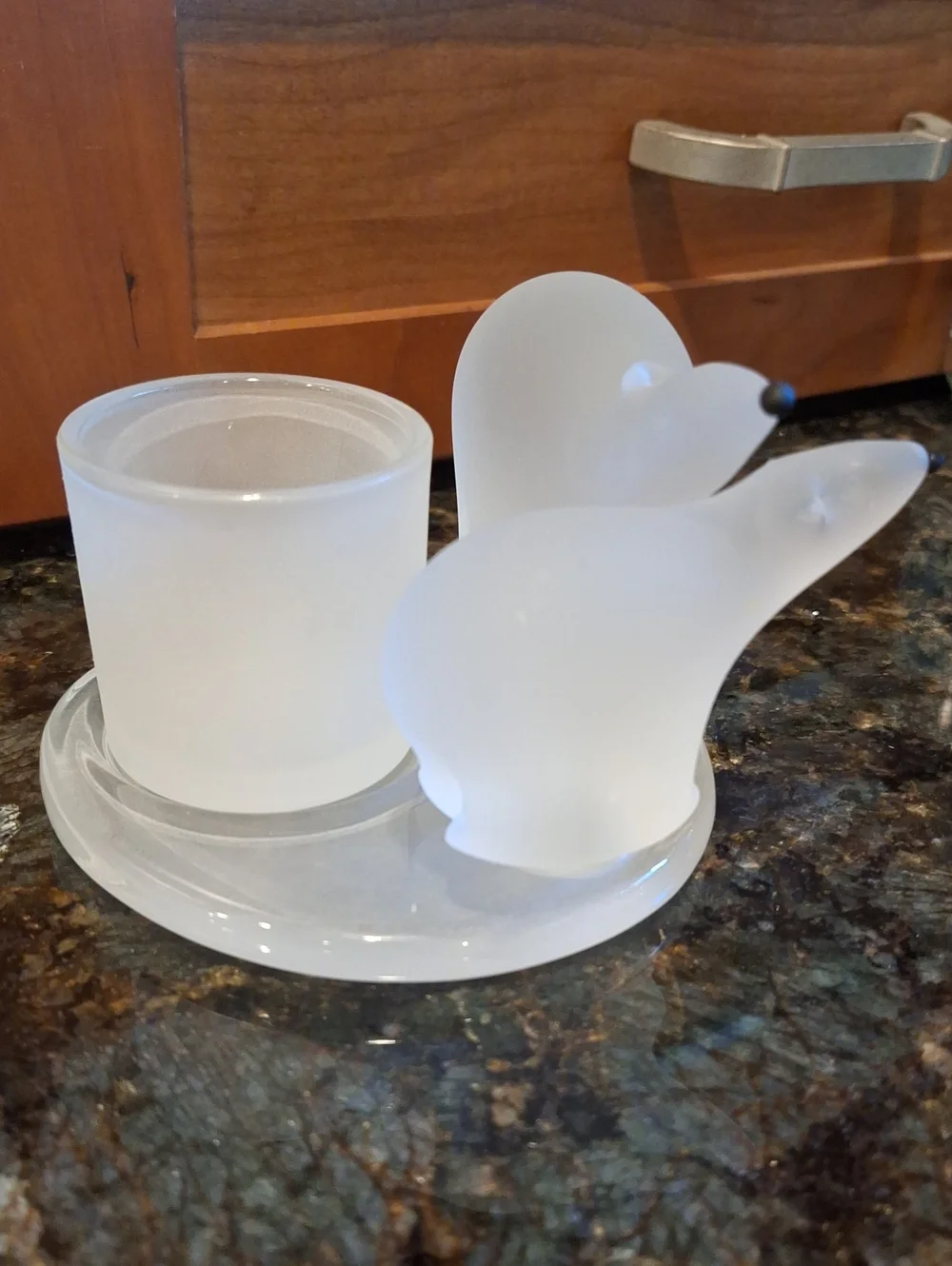 Vtg Partylite Frosted White Polar Bear Tea Light Holder -